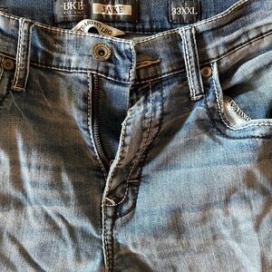 Mens BKE Jake light wash straight 33 XXL great shape